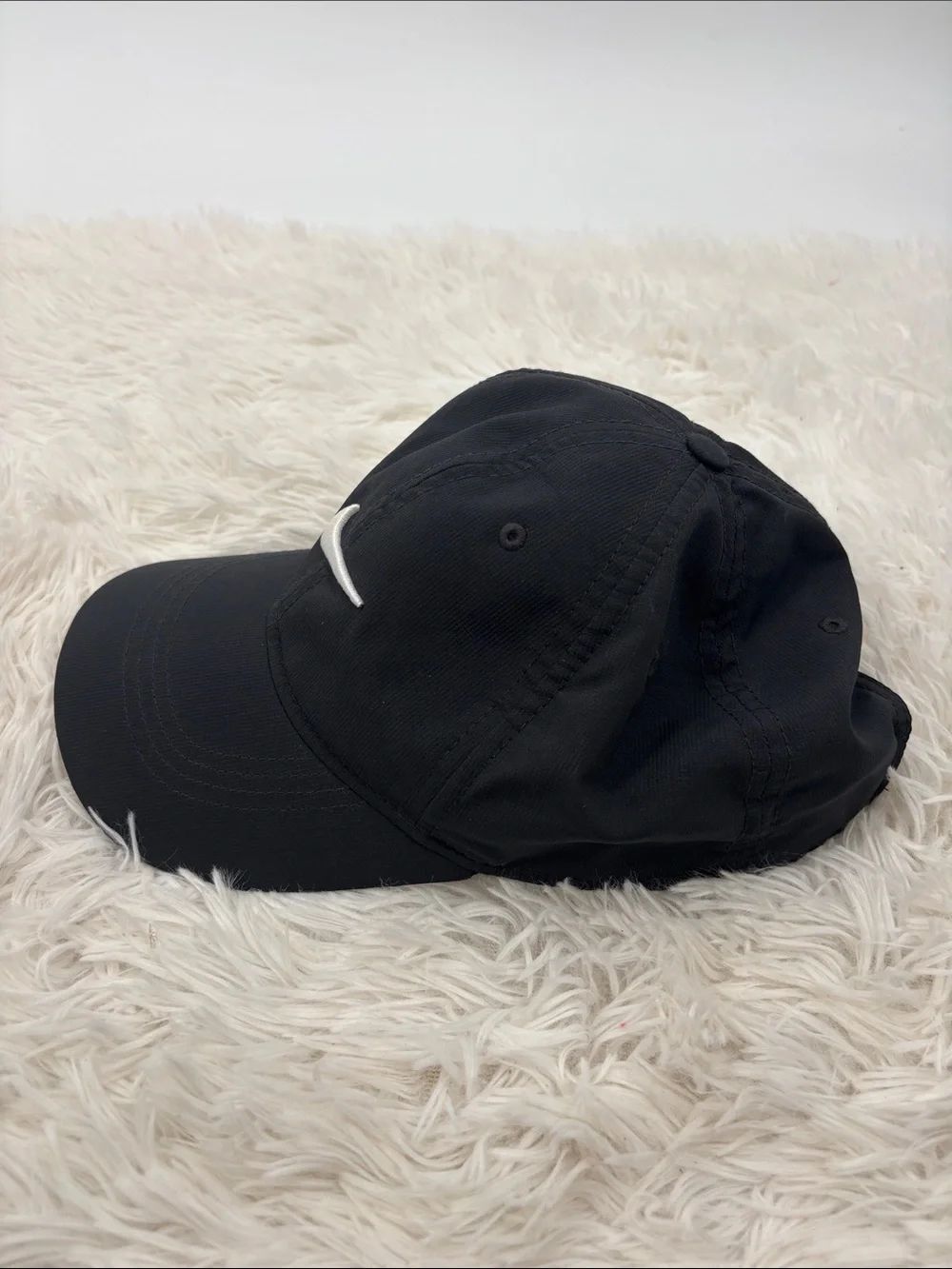 Nike Golf Hat - Picture 3 of 9